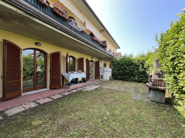 Appartamento in vendita a Marina di Massa - Massa 95 mq Rif: 1329205