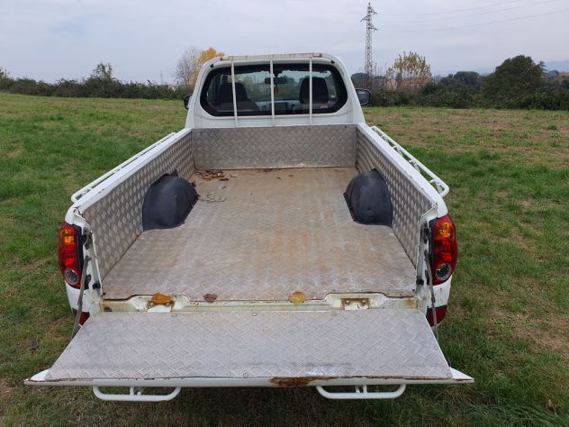 Mitsubishi L200 2.5 DI-D 4WD Cassone 2,20 m - Foto 4