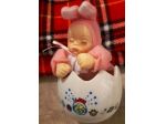 carillon uovo con bambina che ondeggia funzionante cm. 15x10