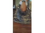 borsa nera con cerniere