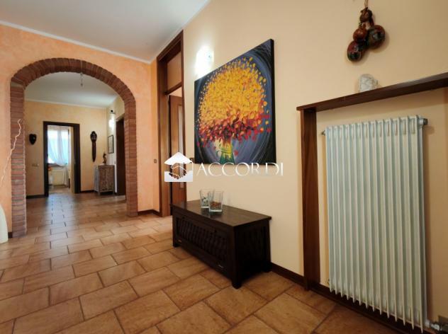 APPARTAMENTO di 7 vani e di 157 mq (SAN GIORGIO DELLE PERTICHE) rif. BL111 - Foto 8