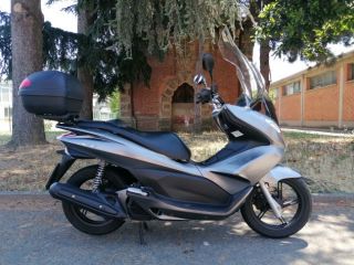 Honda PCX 125 - 3.300km - Tagliandato - Gommato
