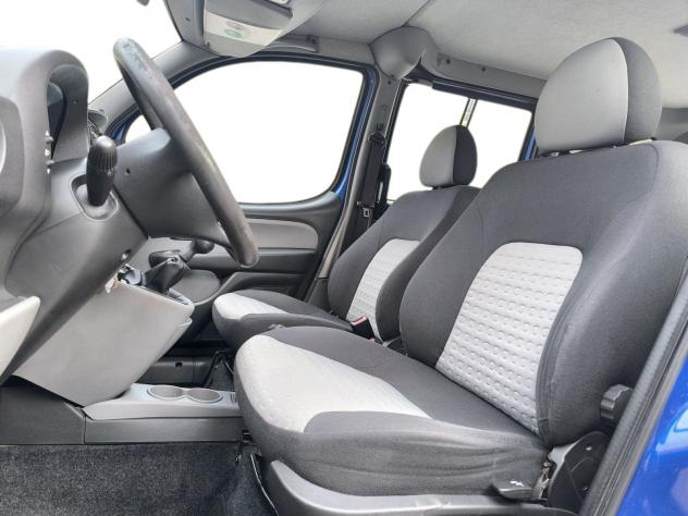 FIAT Doblò 1.3 MJT 84 HP MALIBU' 5 POSTI NEOPATENTATI - Foto 8
