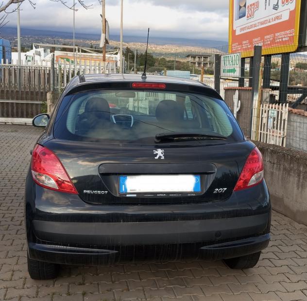 Peugeot 207 1.4 HDi 70CV FAP 5p. XS - Foto 5