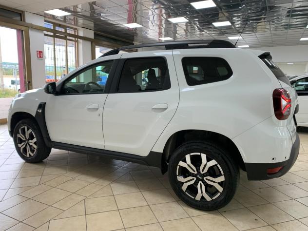 Dacia Duster 1.0 TCe 100 CV ECO-G 4x2 Prestige - Foto 8