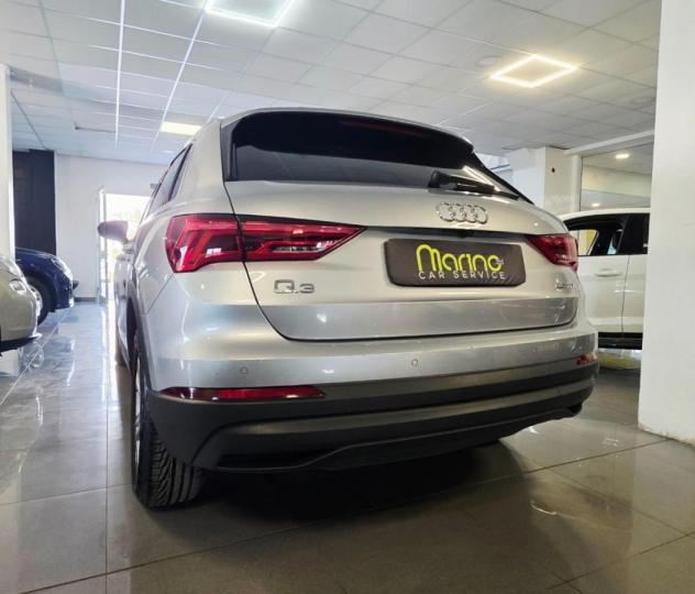 AUDI - Q3 - 35 TDI S tronic - Foto 7