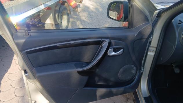 Dacia Duster 2012 1500 diesel 90 cv - Foto 10