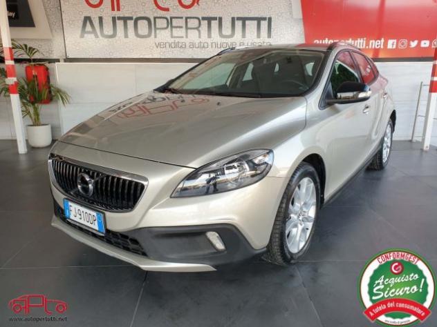 VOLVO V40 Cross Country 2.0 D2 120 CV Kinetic Geartronic rif. 20054249 - Foto 2
