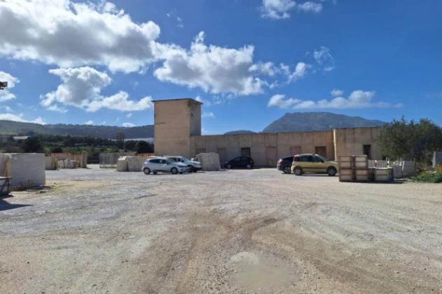 Immobile in asta di 2345 m² in vendita a Valderice - Foto 2
