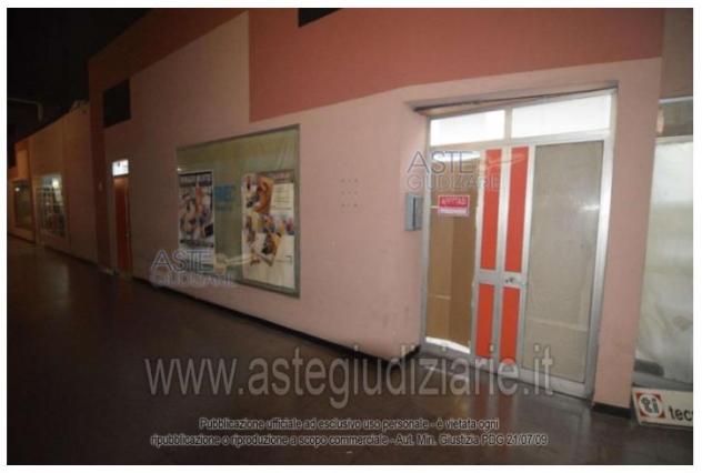 IMMOBILI-IMMOBILE COMMERCIALE-Via Giulio Dolcetta, 23, 09122 Cagliari CA, Italia