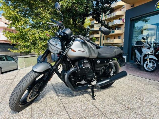 MOTO GUZZI V7 STONE TUTTO INCLUSO ANCHE PASSAGGIO! MINI RATE rif. 24159935 - Foto 9