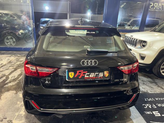 Audi A1 SPB 25 tfsi sline automatica neopatentati - Foto 6