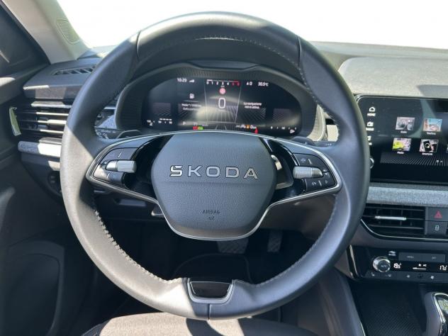 Škoda Kamiq 1.0 TSI Black Dots DSG 85kW - Foto 6