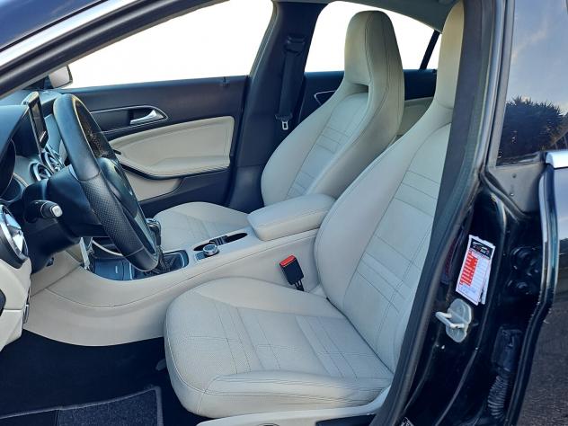 Mercedes-benz CLA 200 CDI Premium - Foto 9