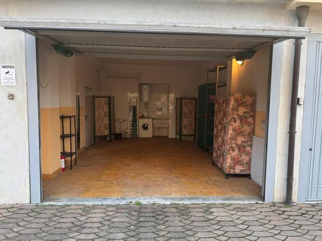 Alassio, Piazza Stalla, Bilocale piano secondo con ascensore, ampio terrazzo, doppio garage, posto auto e cantina - Foto 15