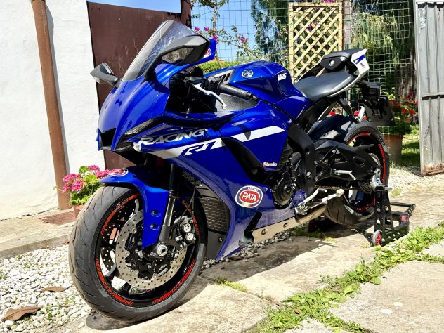 YAMAHA R1 IMMATRICOLAZIONE 12/2022 COME NUOVA – 1.641 Km - Foto 2
