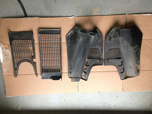 Convogliatori aria con griglie radiatore Moto Enduro MALAGUTI 125 YLC anno 1989 - Foto 4