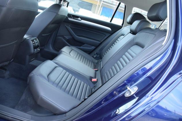 VOLKSWAGEN Passat Variant SW EXECUTIVE FULL 2.0TDI 150CV 6M - PELLE - NAVI - SENSORI - CRUISE AD - BT - ADAS - IVA DETRAIBILE - Foto 7