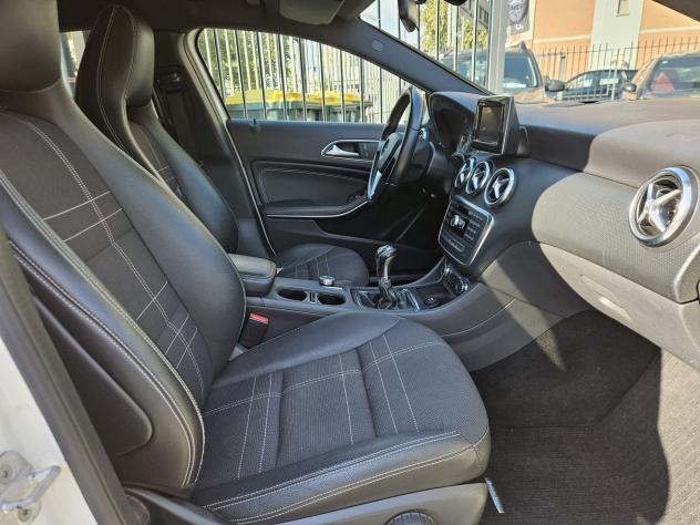 Mercedes-Benz Classe A A 180 cdi Dark Night edition - Foto 10