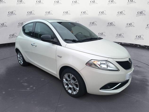 Lancia Ypsilon 1.2 Gold - Foto 3