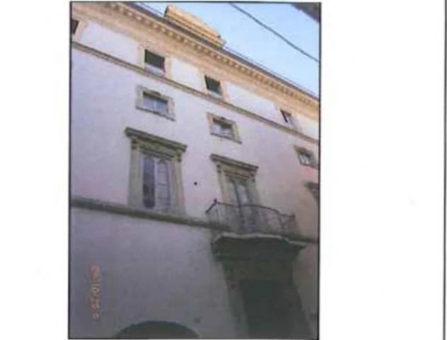 Immobile in asta di 137 m² con più di 5 locali in vendita a Foligno - Foto 4