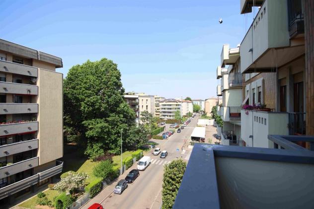 MONZA San Giuseppe - ottimo plurilocale al piano alto con box - Foto 4