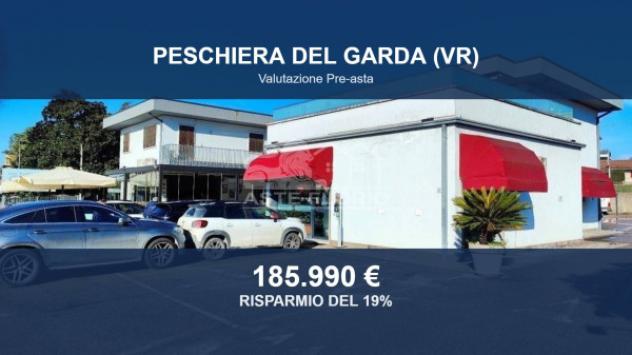 Immobile in asta di 84 m², box auto in vendita a Peschiera del Garda