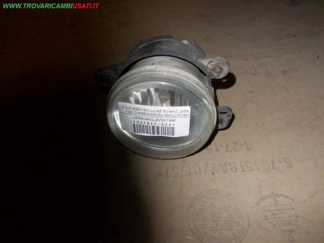 PROIETTORE FENDINEBBIA D. 05 REST CHRYSLER PT CRUISER (PT) 5 porte Parti elettriche Fanaleria Fendinebbia dx. CHRYSLER - PT CRUISER 5 porte - 01-0