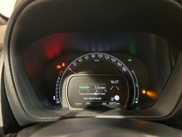 Toyota Aygo X 1.0B (72 CV) Active - Foto 10