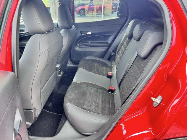 Alfa Romeo Junior Junior 1.2 ibrida Q4 Intensa 145cv edct6 4x4 - Foto 6