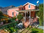 Villa in Via Giacinto Arnese