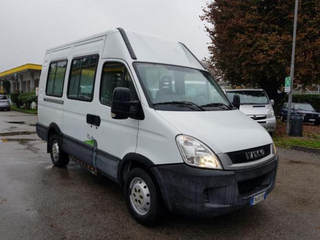 IVECO Daily 9 POSTI ELETTRICO DIESEL rif. 24037197 - Foto 2