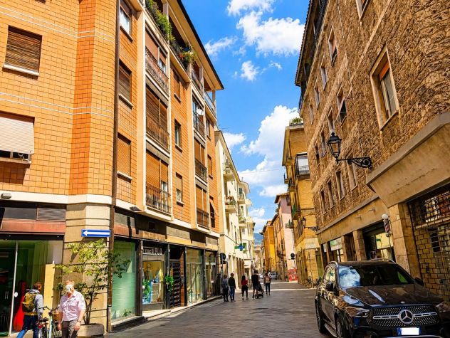 Affitto Uffici/Studi Professionali (Terni-Umbria)