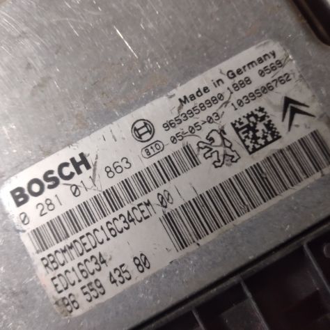 CENTRALINA MOTORE ECU PEUGEOT 307 C4 1.6HDI BOSCH CODE: 0281011863 - Foto 6