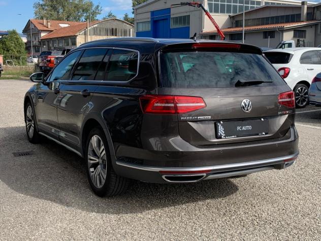 Passat Alltrack 2.0 TDI 190 CV 4MOTION DSG BMT - Foto 8
