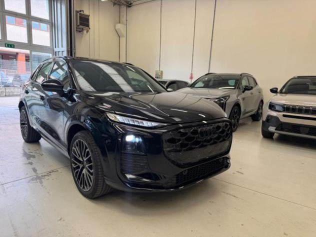 AUDI Q3 TFSI 265CV Quattro S-Tronic S-Line Edit. KM.0 rif. 24174874 - Foto 2