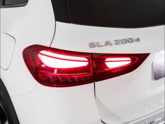 Mercedes-Benz GLA H247 200 d automatic - Foto 8