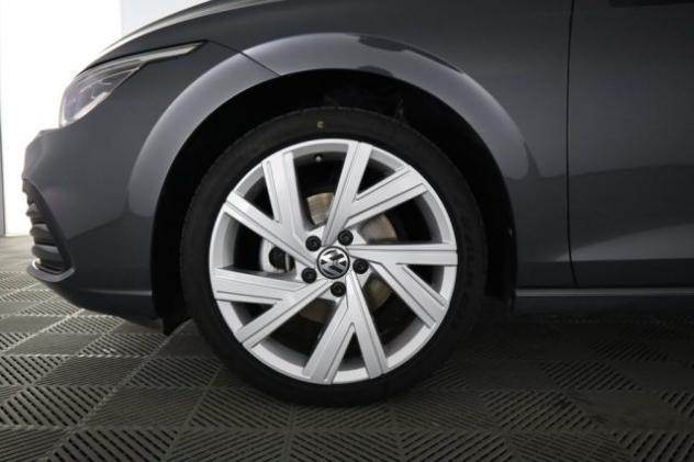 VOLKSWAGEN Golf Golf 1.0 eTSI EVO DSG Life rif. 24013171 - Foto 8