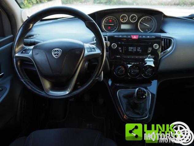 LANCIA Ypsilon 1.2 69 CV 5 porte S&S Silver - Foto 10