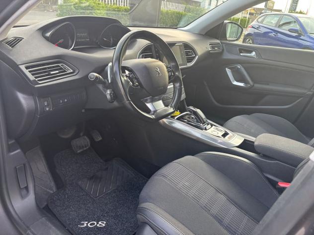 Peugeot 308 Allure PureTech 130cv EAT8 S&S aut. - Foto 5