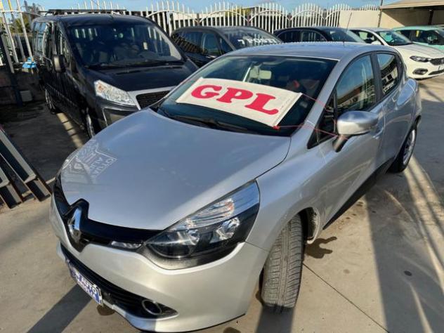 RENAULT Clio 1.2 75CV GPL 5 porte Wave rif. 23976847
