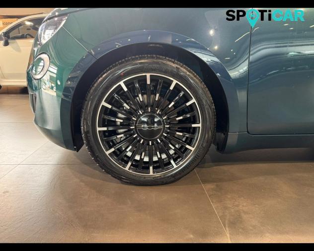 FIAT 500 IV 1.0 hybrid Icon - Foto 8