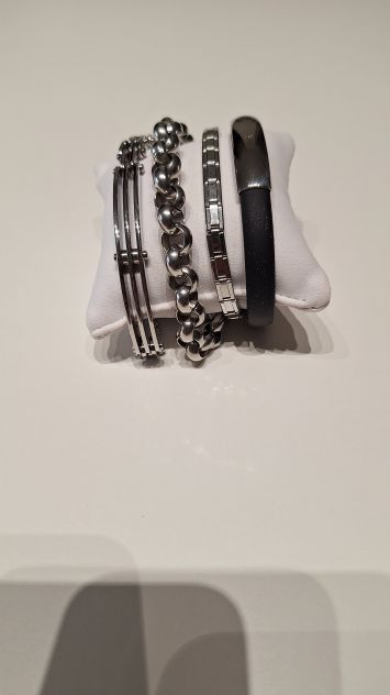 Bracciali in acciaio - Foto 3