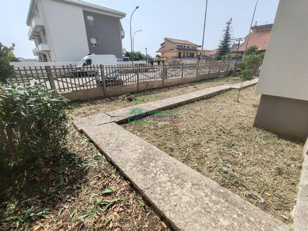 APPARTAMENTO CON GIARDINO - Foto 6