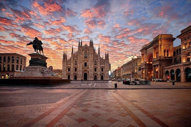 HOTEL XXX STELLE MILANOCe