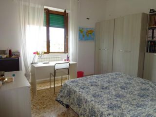 Stanza in appartamento in affitto a Siena