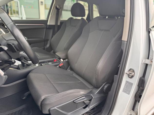 Audi Q3 S Line Edition 2.0 40 TDI #10601 - Foto 9