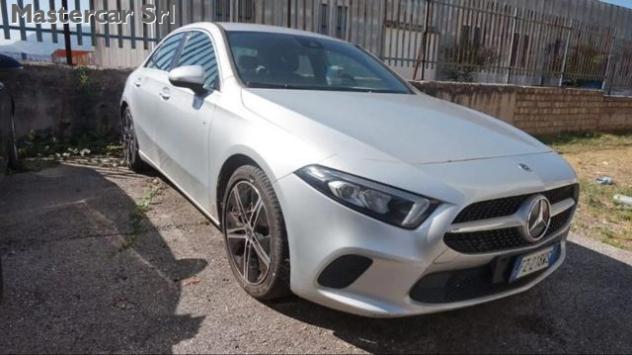 MERCEDES-BENZ A 180 d 116cv Automatic Sport Berlina - FZ218WS rif. 23810404 - Foto 2