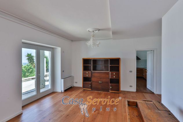 Splendida villa con vista sul lago a Castel Gandolfo - Foto 4