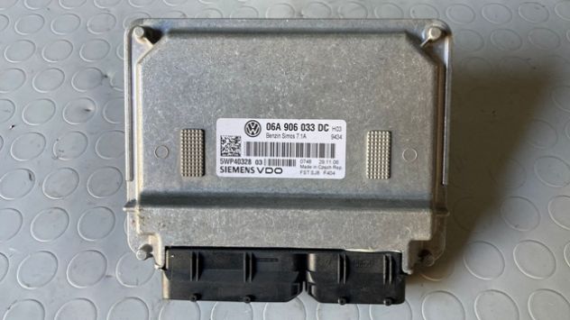Centralina motore Volkswagen Golf Plus 1.6 benzina del 2007 (06A906033DC) - Foto 2